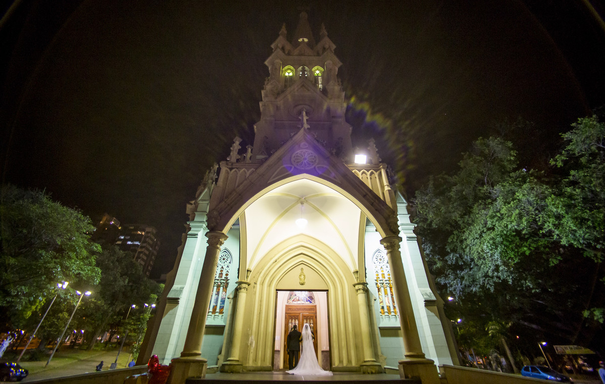 #fotografiacasamento #felipesaldanha #felipesaldanhafotografia #fotografobh #fotografobelohorizonte #fotografomg #diadenoiva  #ensaiocasal #savethedate #fotografocasamentos #fotolinda #amor