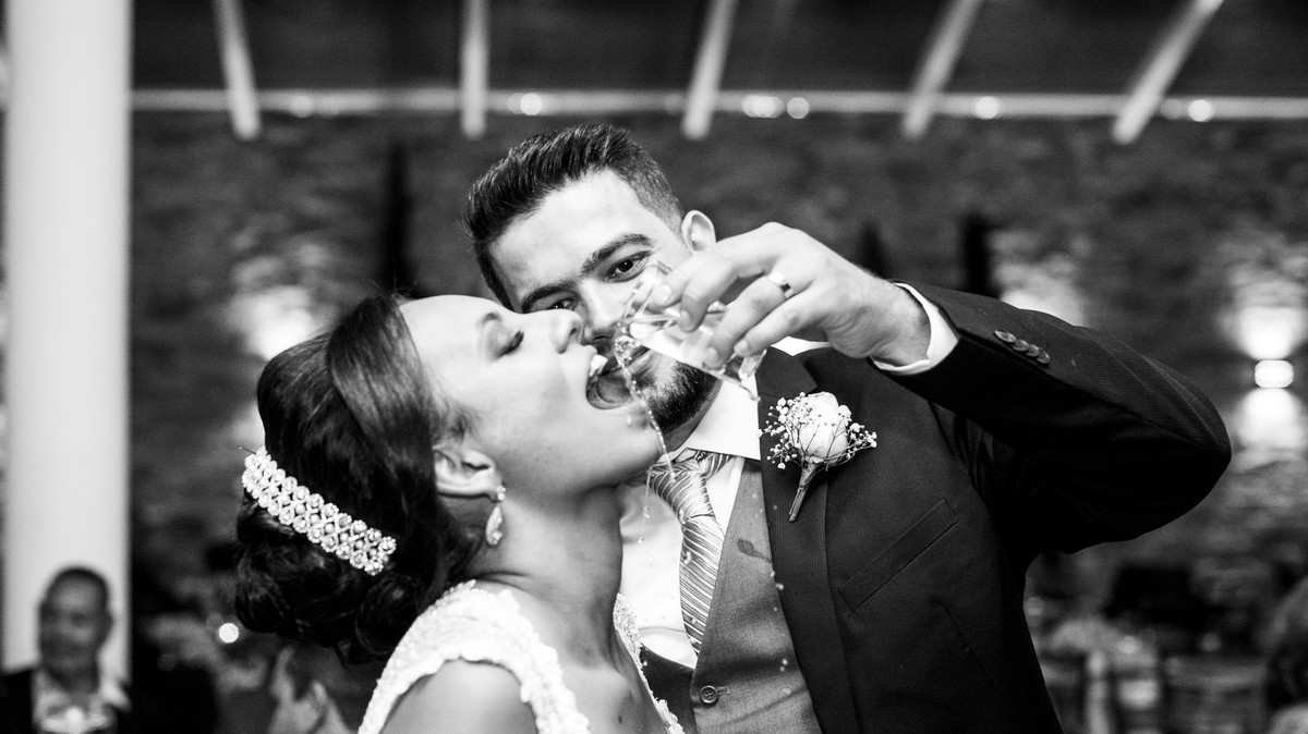 #fotografiacasamento #felipesaldanha #felipesaldanhafotografia #fotografobh #fotografobelohorizonte #fotografomg #diadenoiva  #ensaiocasal #savethedate #fotografocasamentos #fotolinda #amor