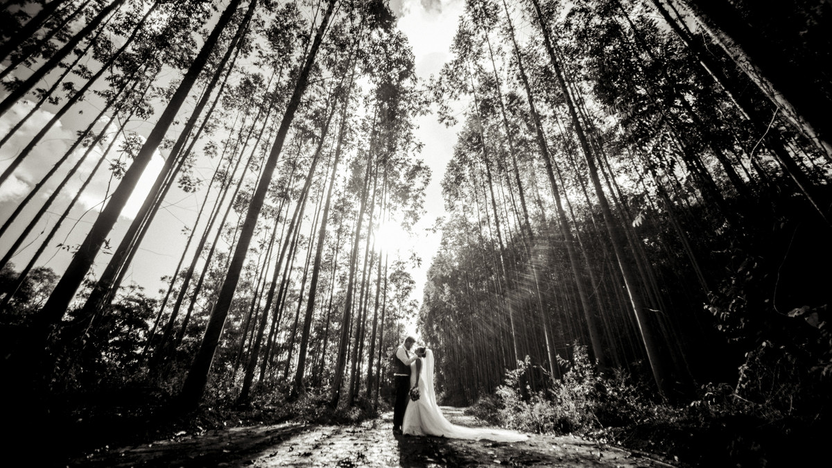 #fotografiacasamento #felipesaldanha #felipesaldanhafotografia #fotografobh #fotografobelohorizonte #fotografomg #ouropreto  #ensaiocasal #savethedate #fotografocasamentos #fotolinda #amor