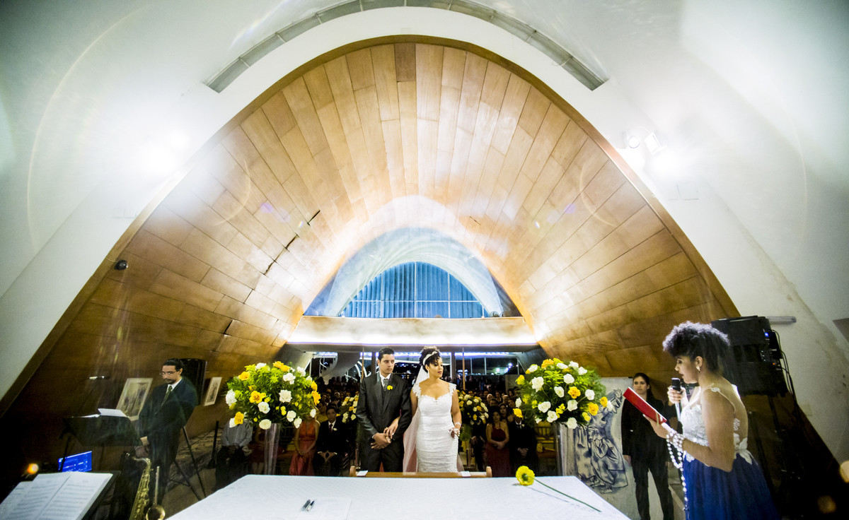 #fotografiacasamento #felipesaldanha #felipesaldanhafotografia #fotografobh #fotografobelohorizonte #fotografomg #ensaioromantico  #ensaiocasal #savethedate #fotografocasamentos #fotolinda #amor