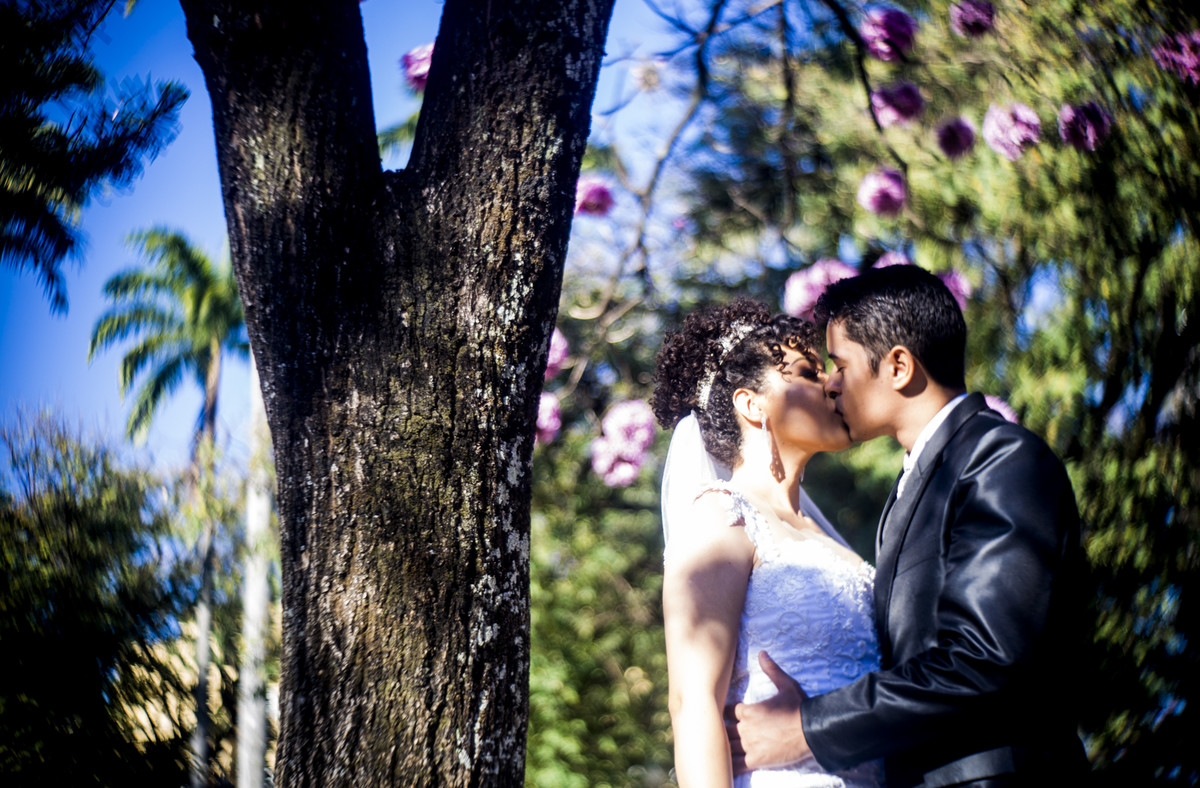 #ensaiopraçaliberdade #felipesaldanha #felipesaldanhafotografia #fotografobh #fotografobelohorizonte #fotografomg #ensaioromantico  #ensaiocasal #savethedate #fotografocasamentos #fotolinda #amor