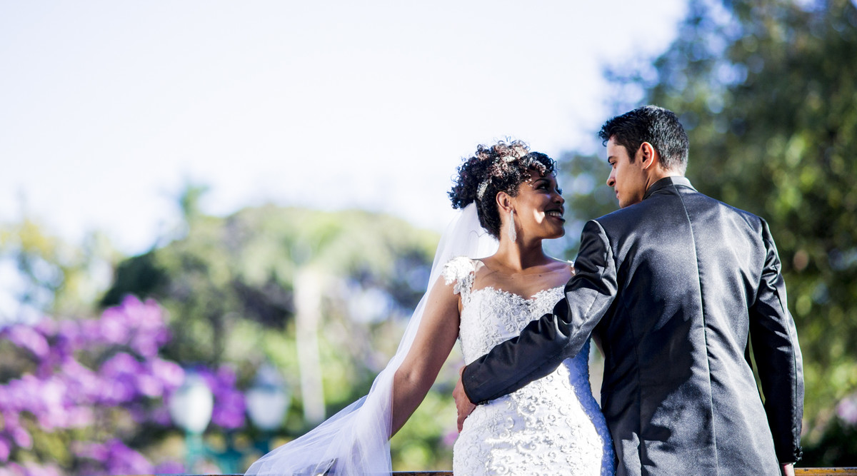 #ensaiopraçaliberdade #felipesaldanha #felipesaldanhafotografia #fotografobh #fotografobelohorizonte #fotografomg #ensaioromantico  #ensaiocasal #savethedate #fotografocasamentos #fotolinda #amor