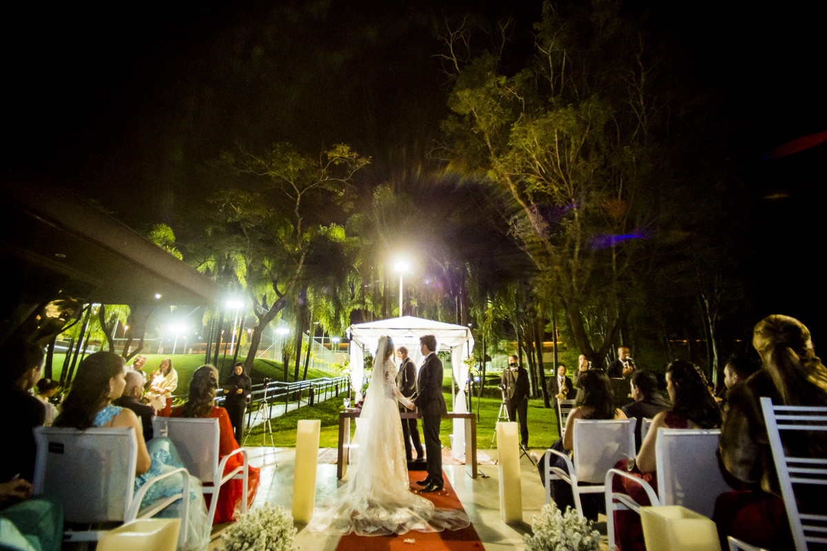 #fotografiacasamentos #felipesaldanha #felipesaldanhafotografia #fotografobh #fotografobelohorizonte #fotografomg #ensaioromantico  #ensaiocasal #savethedate #fotografocasamentos #fotolinda #amor