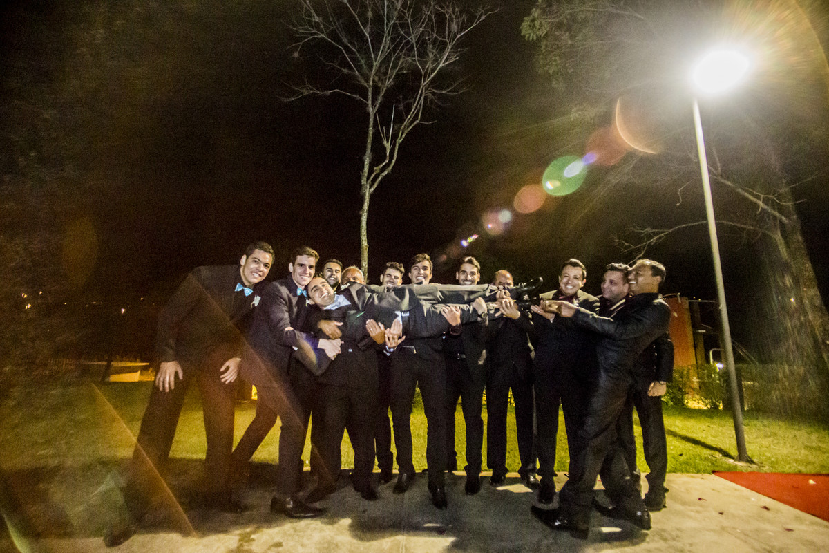 #fotografiacasamentos #felipesaldanha #felipesaldanhafotografia #fotografobh #fotografobelohorizonte #fotografomg #ensaioromantico  #ensaiocasal #savethedate #fotografocasamentos #fotolinda #amor