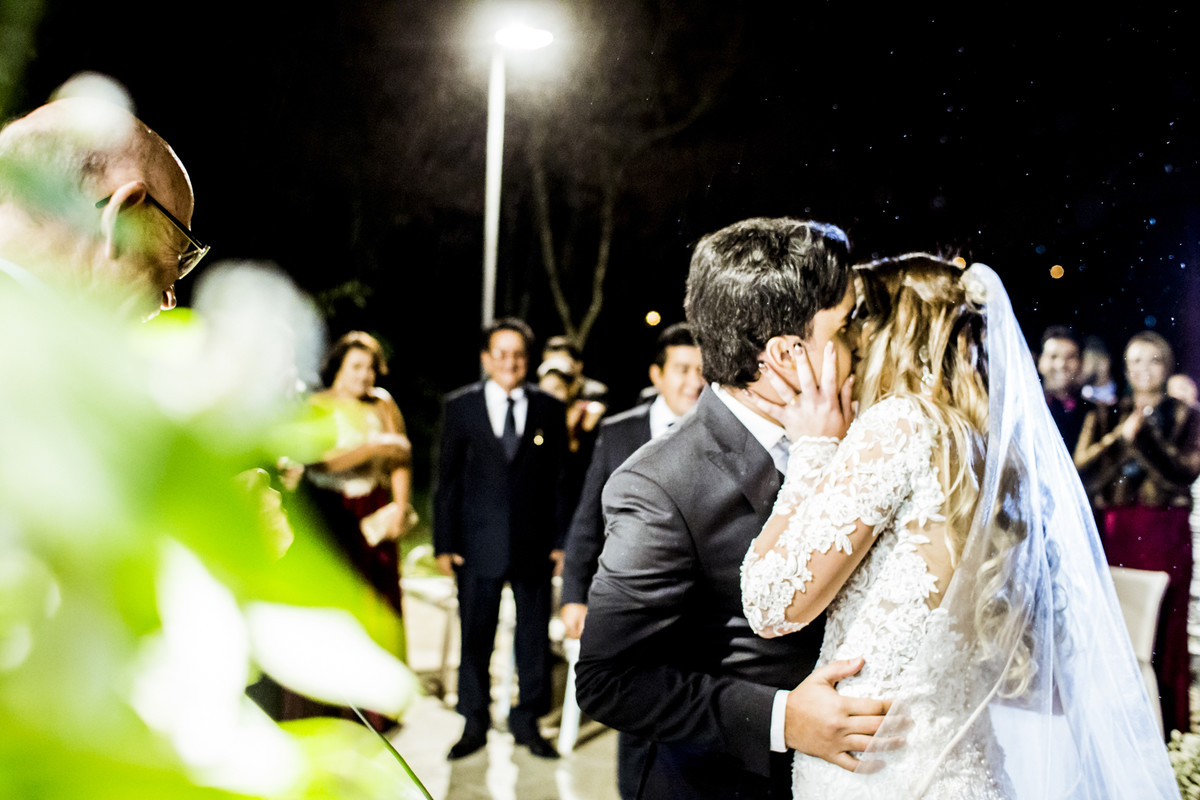 #fotografiacasamentos #felipesaldanha #felipesaldanhafotografia #fotografobh #fotografobelohorizonte #fotografomg #ensaioromantico  #ensaiocasal #savethedate #fotografocasamentos #fotolinda #amor