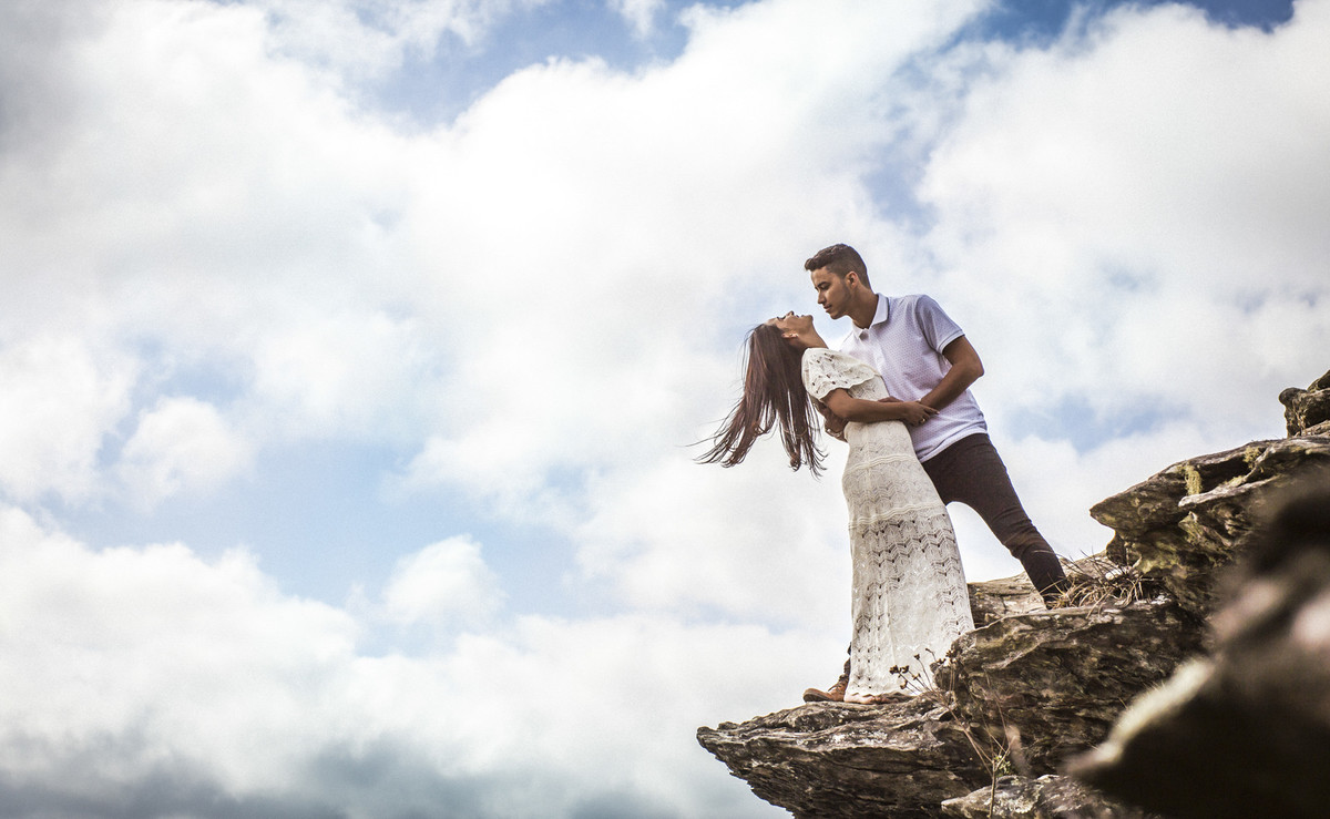 #lavrasnovas #felipesaldanha #felipesaldanhafotografia #ensaionoivos #fotografobh #fotografobelohorizonte #fotografomg #ensaioromantico  #ensaiocasal #savethedate #fotografocasamentos #fotolinda #amor