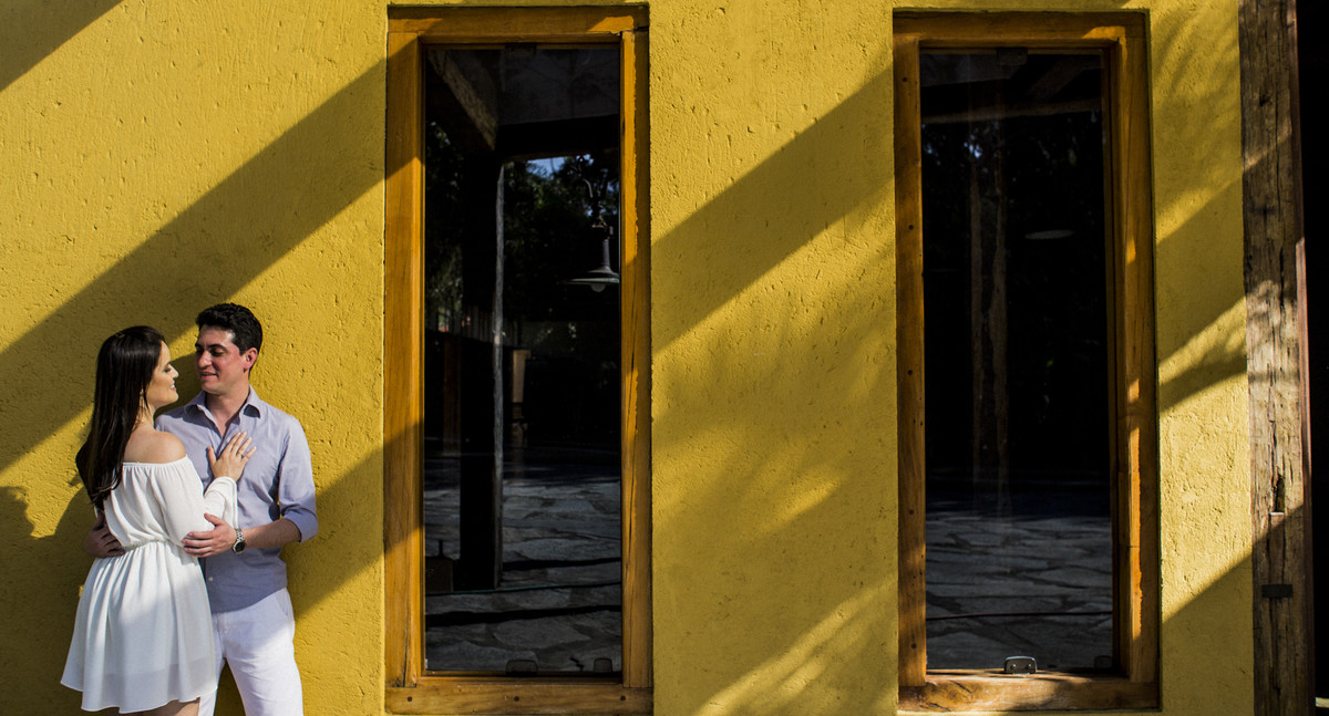 #romance #felipesaldanha #felipesaldanhafotografia #ensaionoivos #fotografobh #fotografobelohorizonte #fotografomg #ensaioromantico  #ensaiocasal #savethedate #fotografocasamentos #fotolinda #amor