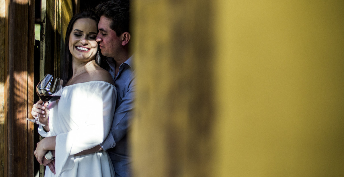 #romance #felipesaldanha #felipesaldanhafotografia #ensaionoivos #fotografobh #fotografobelohorizonte #fotografomg #ensaioromantico  #ensaiocasal #savethedate #fotografocasamentos #fotolinda #amor