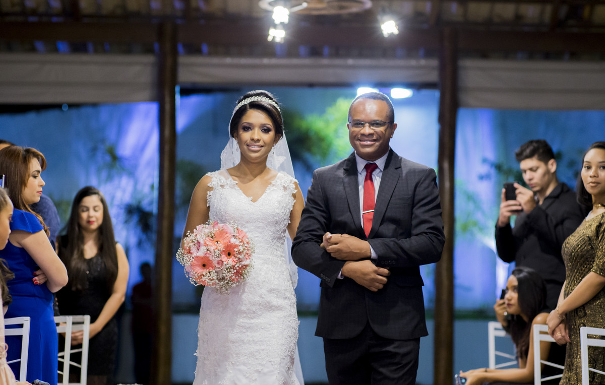 #felipesaldanha #felipesaldanhafotografia #ensaionoivos #fotografobh #fotografobelohorizonte #fotografomg #ensaiotiradentes #fotografobh #ensaiocasal #savethedate #fotografocasamentos #fotolinda #amor