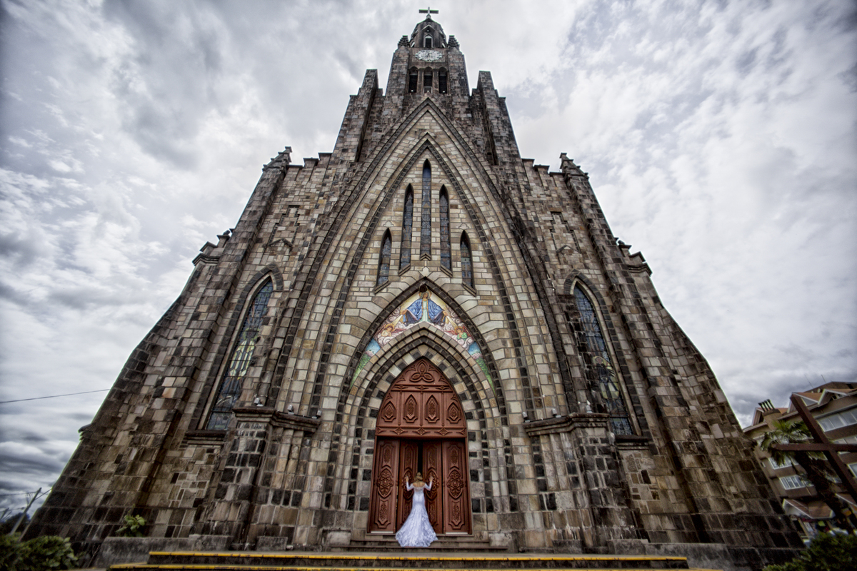 #felipesaldanha #felipesaldanhafotografia #ensaionoivos #fotosgramado #fotografobelohorizonte #fotografomg #gramadors #fotografobh #ensaiocasal #savethedate #fotografocasamentos #fotolinda #amor