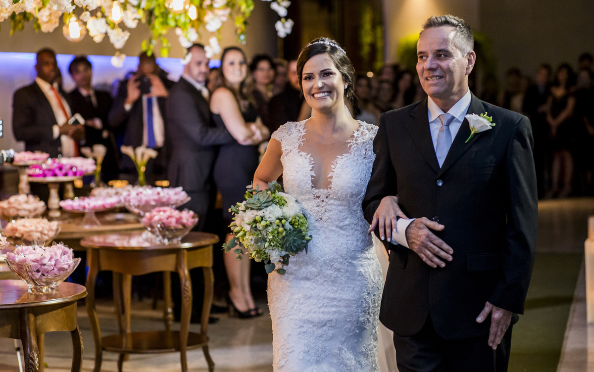 #felipesaldanha #felipesaldanhafotografia #ensaionoivos #fotografobh #fotografobelohorizonte #fotografomg #valeverde #fotografobh #ensaiocasal #savethedate #fotografocasamentos #fotolinda #amor