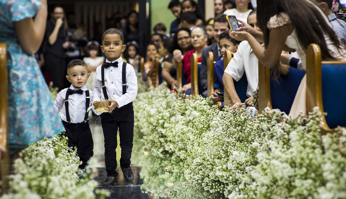 #felipesaldanha #felipesaldanhafotografia #ensaionoivos #fotografobh #fotografobelohorizonte #fotografomg #valeverde #fotografobh #ensaiocasal #savethedate #fotografocasamentos #fotolinda #amor