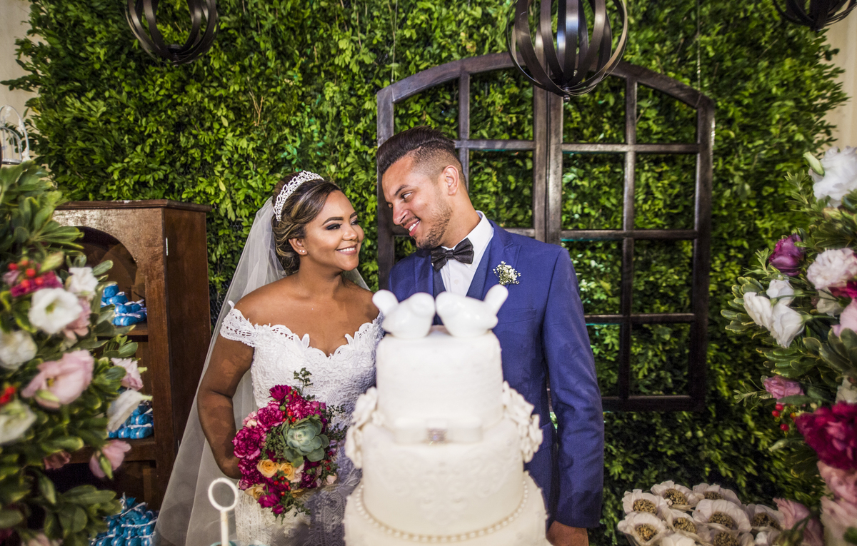 #felipesaldanha #felipesaldanhafotografia #ensaionoivos #fotografobh #fotografobelohorizonte #fotografomg #valeverde #fotografobh #ensaiocasal #savethedate #fotografocasamentos #fotolinda #amor