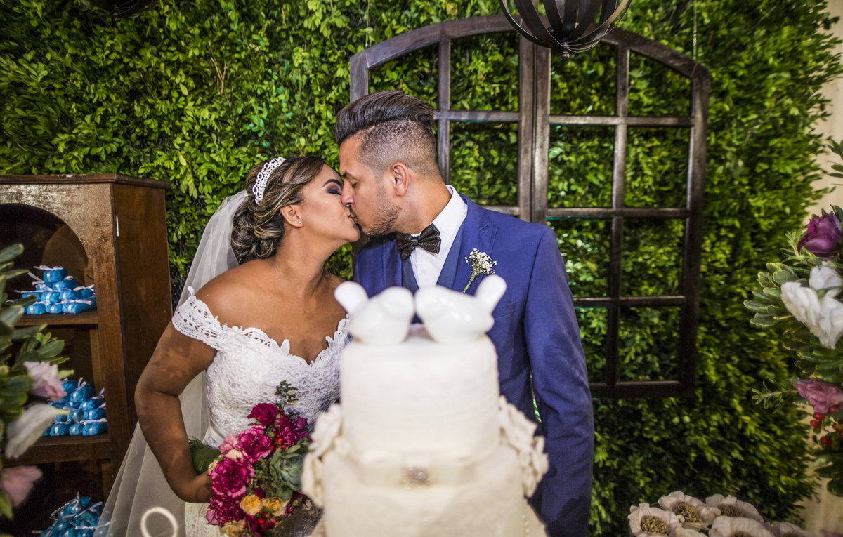 #felipesaldanha #felipesaldanhafotografia #ensaionoivos #fotografobh #fotografobelohorizonte #fotografomg #valeverde #fotografobh #ensaiocasal #savethedate #fotografocasamentos #fotolinda #amor