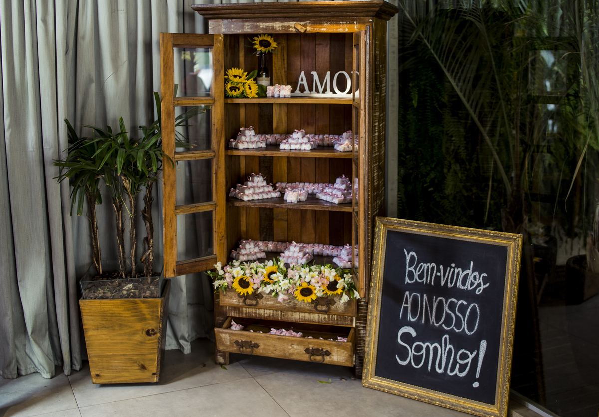 #felipesaldanha #felipesaldanhafotografia #ensaionoivos #fotografobh #fotografobelohorizonte #fotografomg #valeverde #fotografobh #ensaiocasal #savethedate #fotografocasamentos #fotolinda #amor