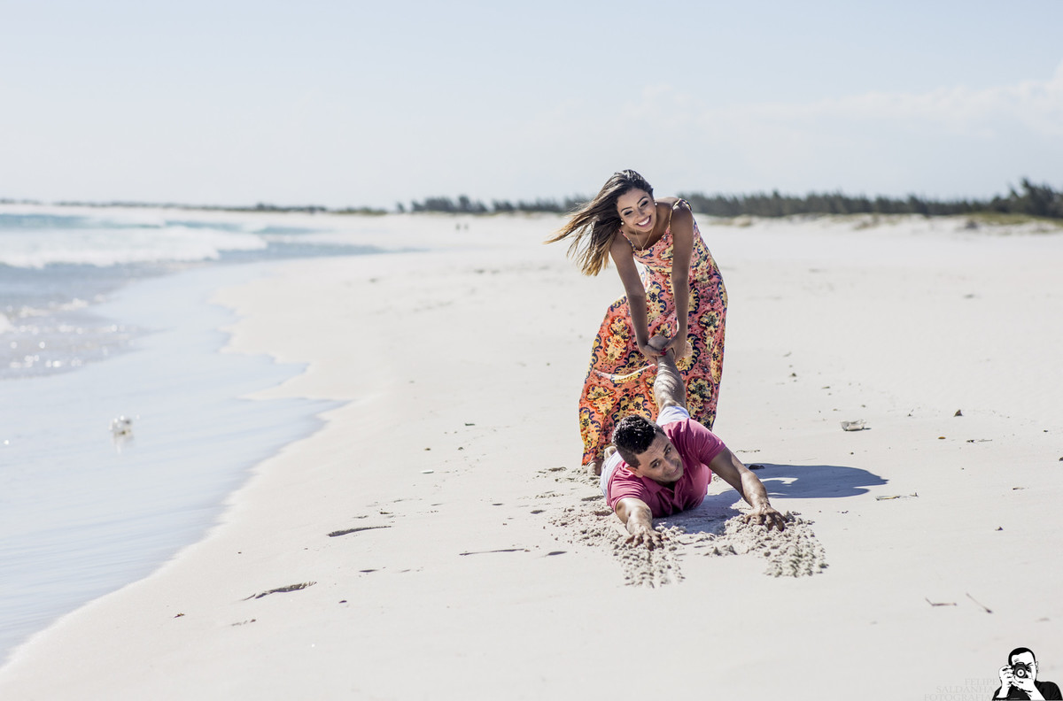 #fotografocasamentos #felipesaldanha #felipesaldanhafotografia #fotografobh #fotografobelohorizonte #ensaioarraialdocabo #trashthedress #ensaiocasal #savethedate #fotografocasamentos #ensaionapraia