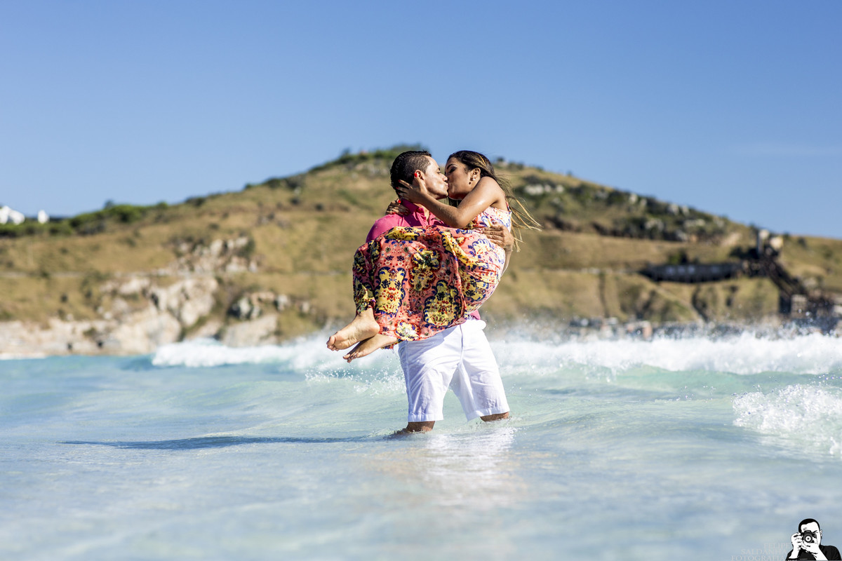 #fotografocasamentos #felipesaldanha #felipesaldanhafotografia #fotografobh #fotografobelohorizonte #ensaioarraialdocabo #trashthedress #ensaiocasal #savethedate #fotografocasamentos #ensaionapraia