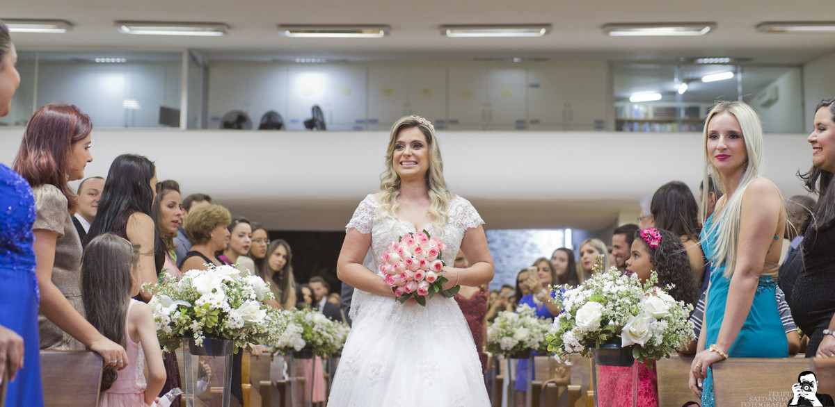 #fotografocasamentos #felipesaldanha #felipesaldanhafotografia #fotografobh #fotografobelohorizonte #fotografomg #trashthedress #ensaiocasal #savethedate #fotografocasamentos #casamentorico