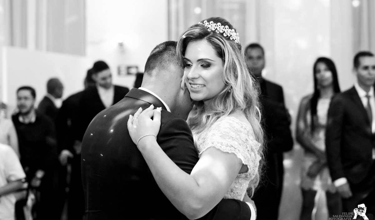 #fotografocasamentos #felipesaldanha #felipesaldanhafotografia #fotografobh #fotografobelohorizonte #fotografomg #trashthedress #ensaiocasal #savethedate #fotografocasamentos #casamentorico