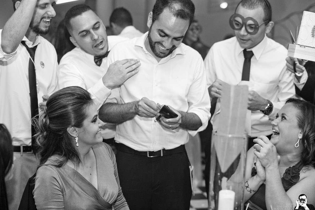 #fotografocasamentos #felipesaldanha #felipesaldanhafotografia #fotografobh #fotografobelohorizonte #fotografomg #trashthedress #ensaiocasal #savethedate #fotografocasamentos #casamentorico