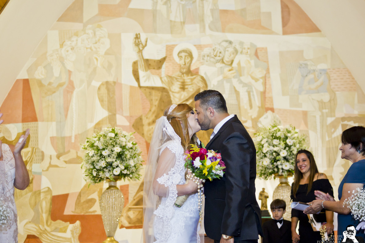 #fotografocasamentos #felipesaldanha #felipesaldanhafotografia #fotografobh #fotografobelohorizonte #fotografomg #trashthedress #ensaiocasal #savethedate #fotografocasamentos #igrejinhapampulha