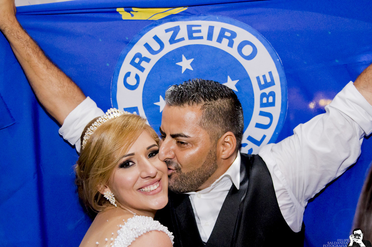 #fotografocasamentos #felipesaldanha #felipesaldanhafotografia #fotografobh #fotografobelohorizonte #fotografomg #trashthedress #ensaiocasal #savethedate #fotografocasamentos #igrejinhapampulha