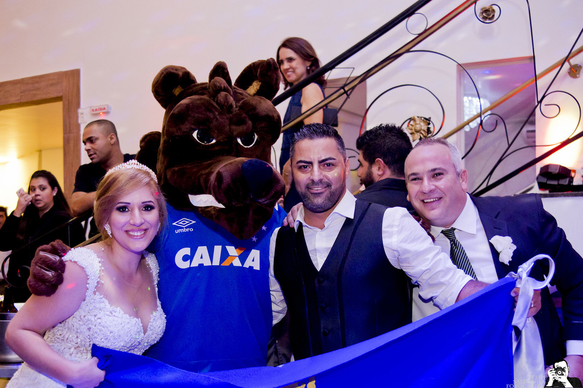 #fotografocasamentos #felipesaldanha #felipesaldanhafotografia #fotografobh #fotografobelohorizonte #fotografomg #trashthedress #ensaiocasal #savethedate #fotografocasamentos #igrejinhapampulha