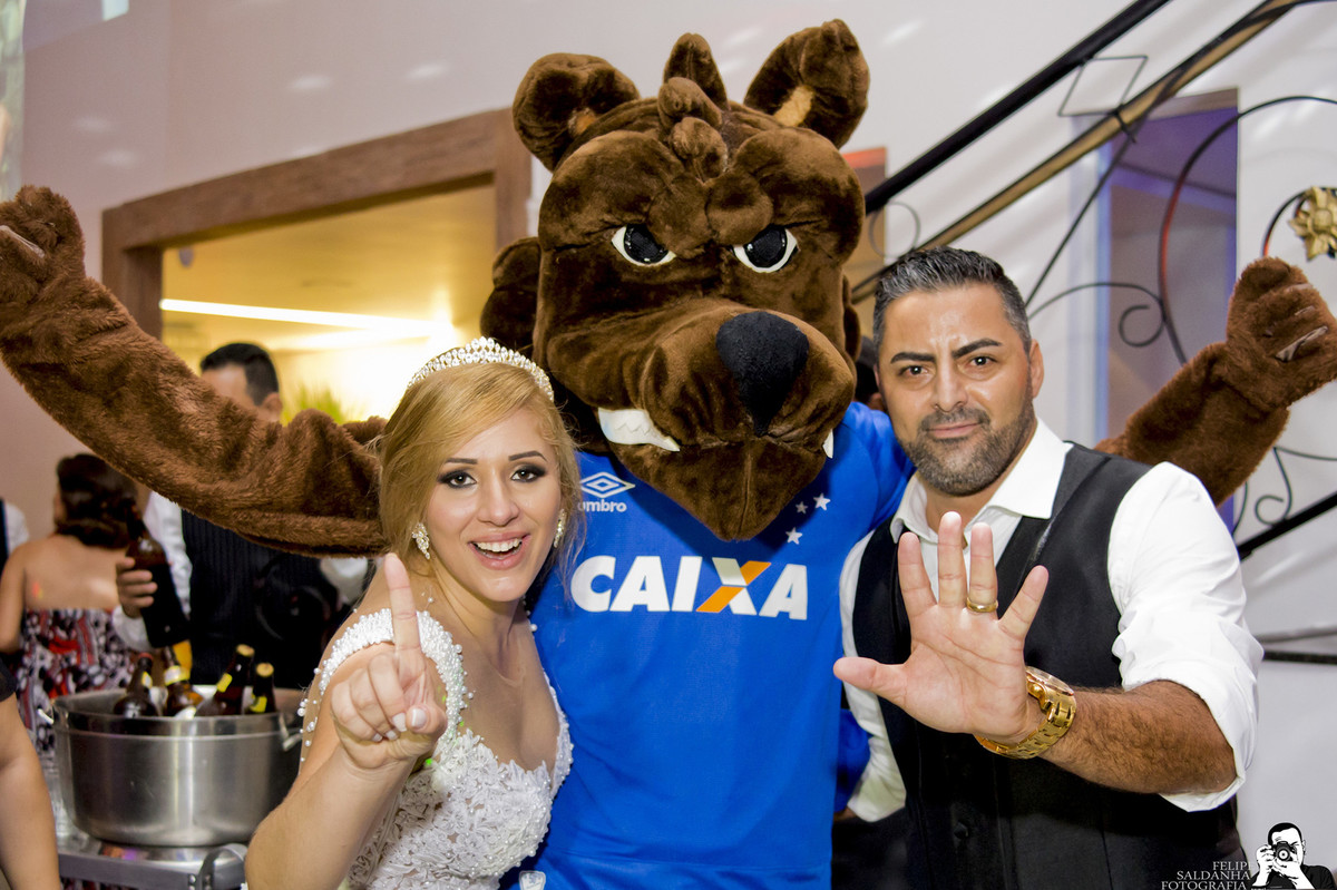 #fotografocasamentos #felipesaldanha #felipesaldanhafotografia #fotografobh #fotografobelohorizonte #fotografomg #trashthedress #ensaiocasal #savethedate #fotografocasamentos #igrejinhapampulha