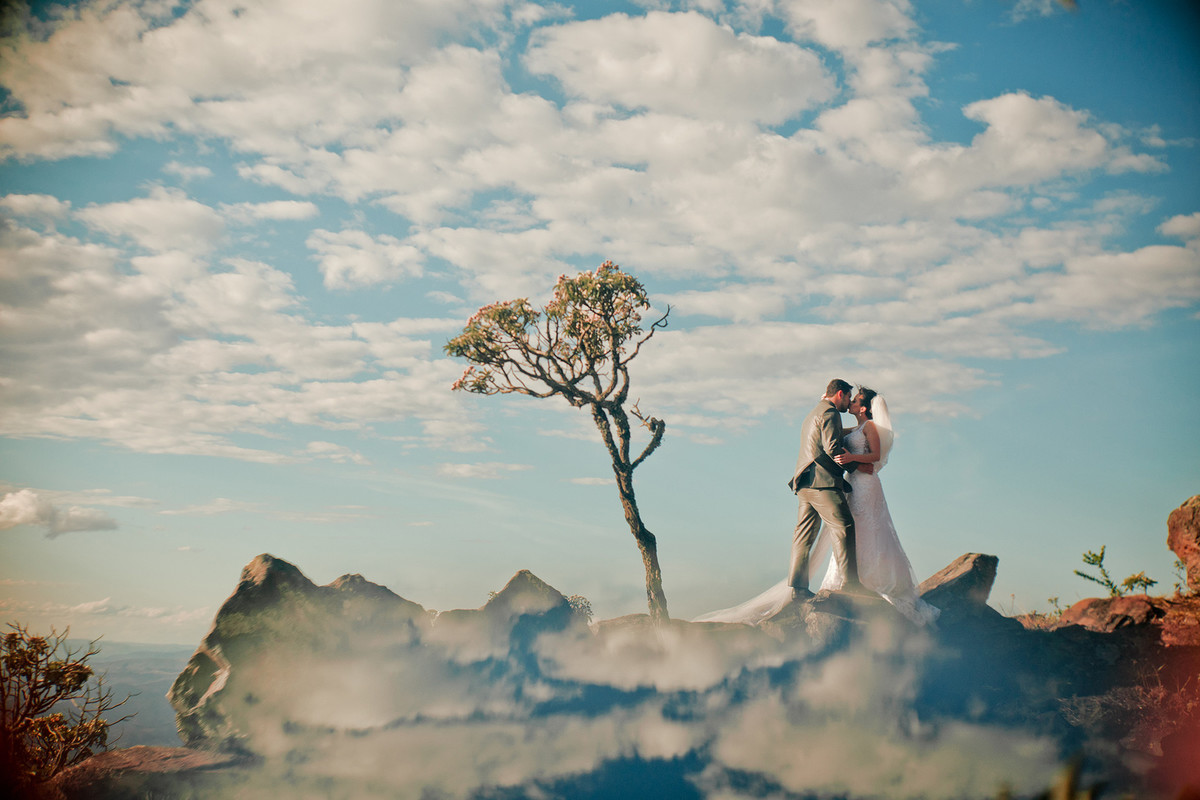 #fotografocasamentos #felipesaldanha #felipesaldanhafotografia #fotografobh #fotografobelohorizonte #fotografomg #trashthedress #ensaiocasal #savethedate #fotografocasamentos #ensaioserrapiedade