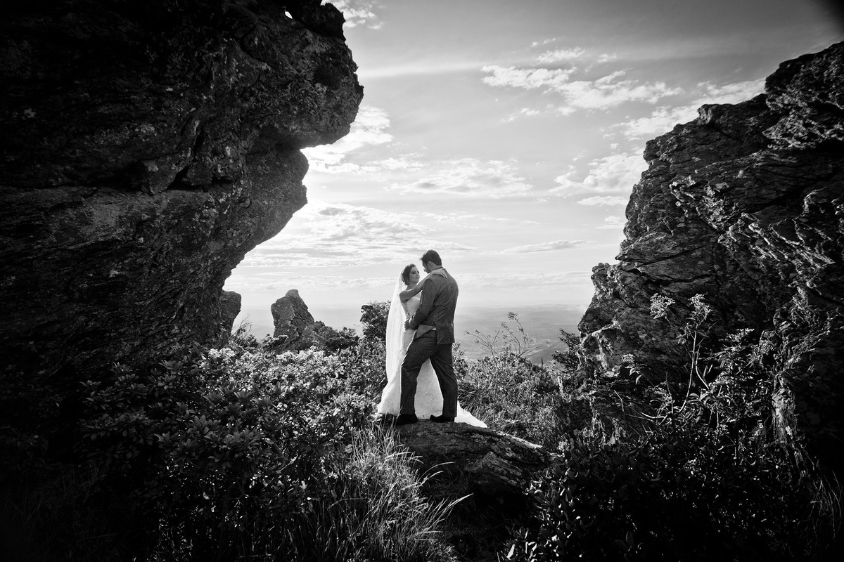 #fotografocasamentos #felipesaldanha #felipesaldanhafotografia #fotografobh #fotografobelohorizonte #fotografomg #trashthedress #ensaiocasal #savethedate #fotografocasamentos #ensaioserrapiedade