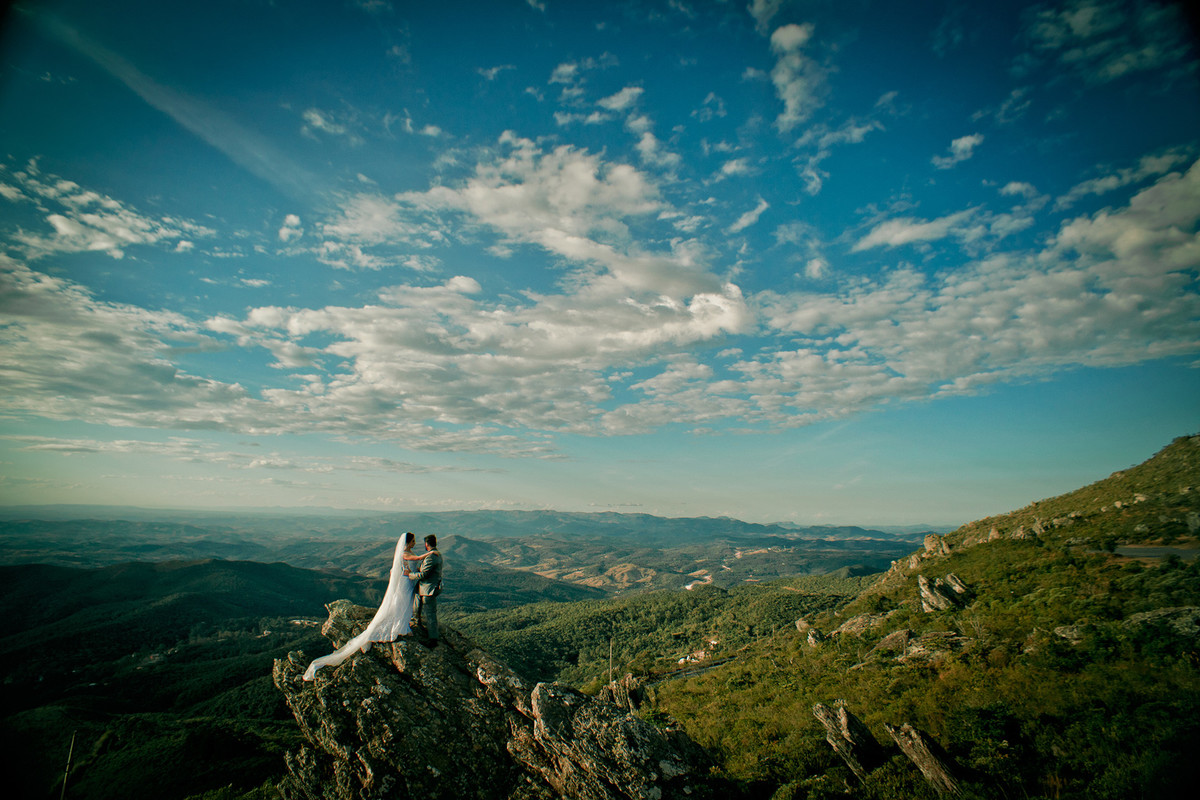 #fotografocasamentos #felipesaldanha #felipesaldanhafotografia #fotografobh #fotografobelohorizonte #fotografomg #trashthedress #ensaiocasal #savethedate #fotografocasamentos #ensaioserrapiedade