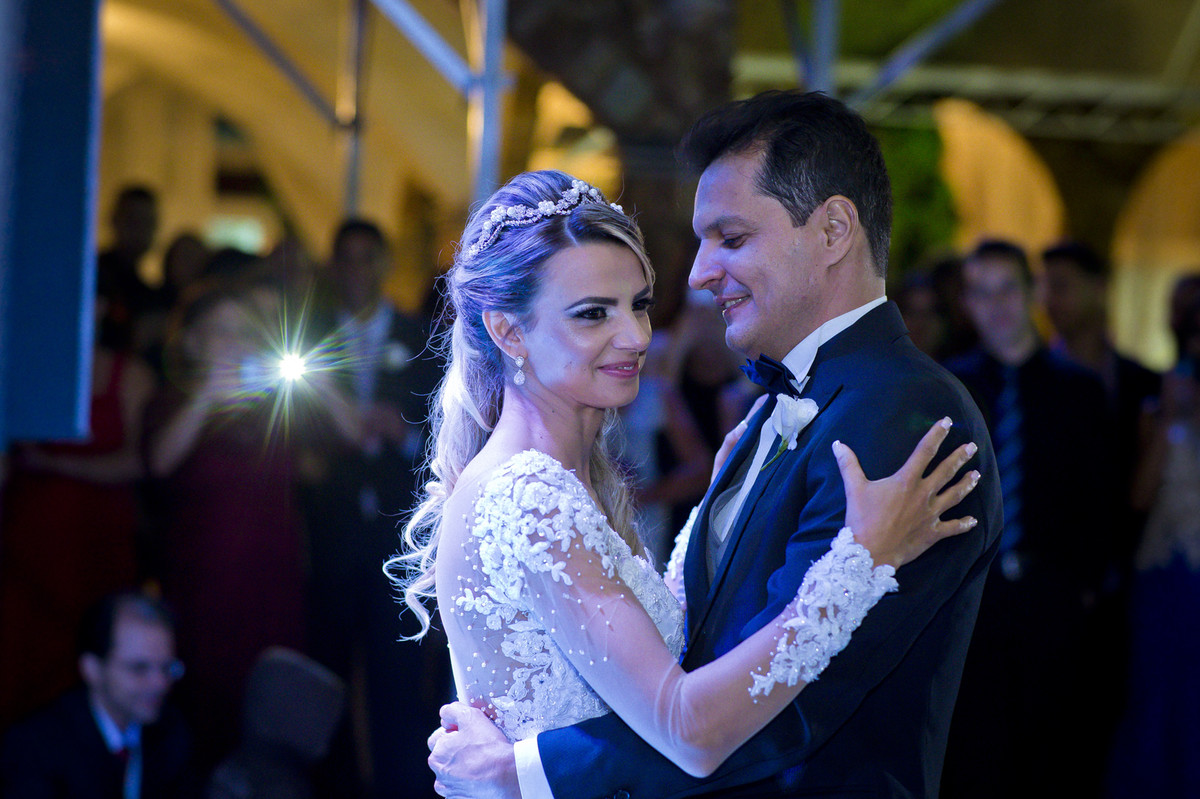 #fotografocasamentos #felipesaldanha #felipesaldanhafotografia #fotografobh #fotografobelohorizonte #fotografomg #trashthedress #ensaiocasal #savethedate #fotografocasamentos #casamentorico