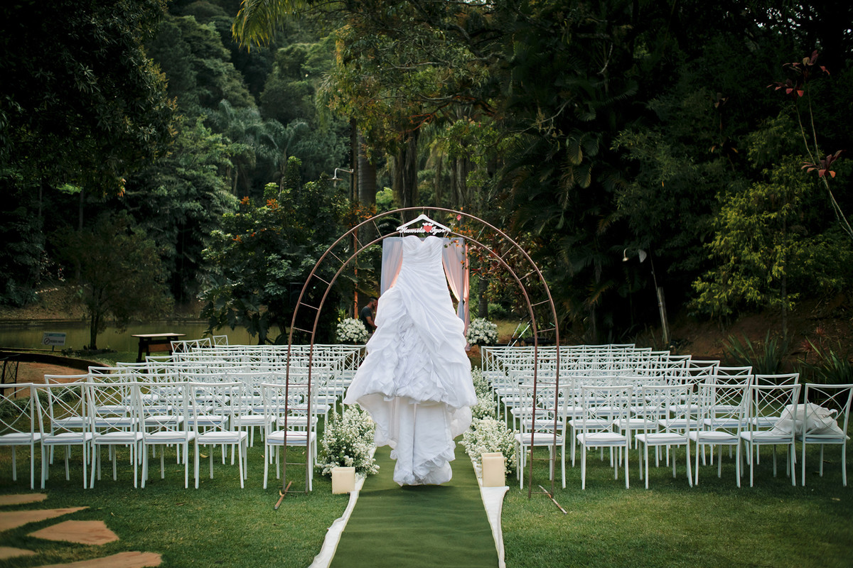 #fotografocasamentos #felipesaldanha #felipesaldanhafotografia #fotografobh #fotografobelohorizonte #fotografomg #trashthedress #ensaiocasal #savethedate #fotografocasamentos #casmentositio