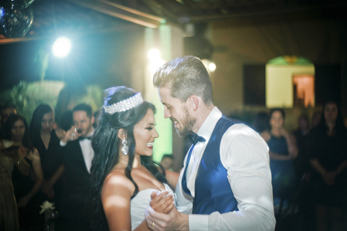 #fotografocasamentos #felipesaldanha #felipesaldanhafotografia #fotografobh #fotografobelohorizonte #fotografomg #trashthedress #ensaiocasal #savethedate #fotografocasamentos #casmentositio