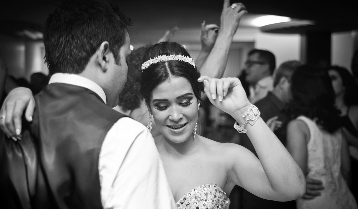 #fotografocasamentos #felipesaldanha #felipesaldanhafotografia #fotografobh #fotografobelohorizonte #fotografomg #trashthedress #ensaiocasal #savethedate #fotografocasamentos #casamentogovernador