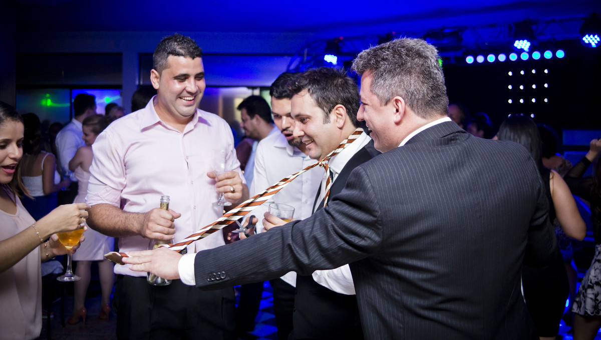 #fotografocasamentos #felipesaldanha #felipesaldanhafotografia #fotografobh #fotografobelohorizonte #fotografomg #trashthedress #ensaiocasal #savethedate #fotografocasamentos #casamentogovernador