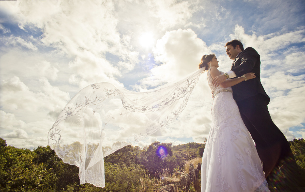 #fotografocasamentos #felipesaldanha #felipesaldanhafotografia #fotografobh #fotografobelohorizonte #fotografomg #trashthedress #ensaiocasal #savethedate #fotografocasamentos #ensaiolinhatrem