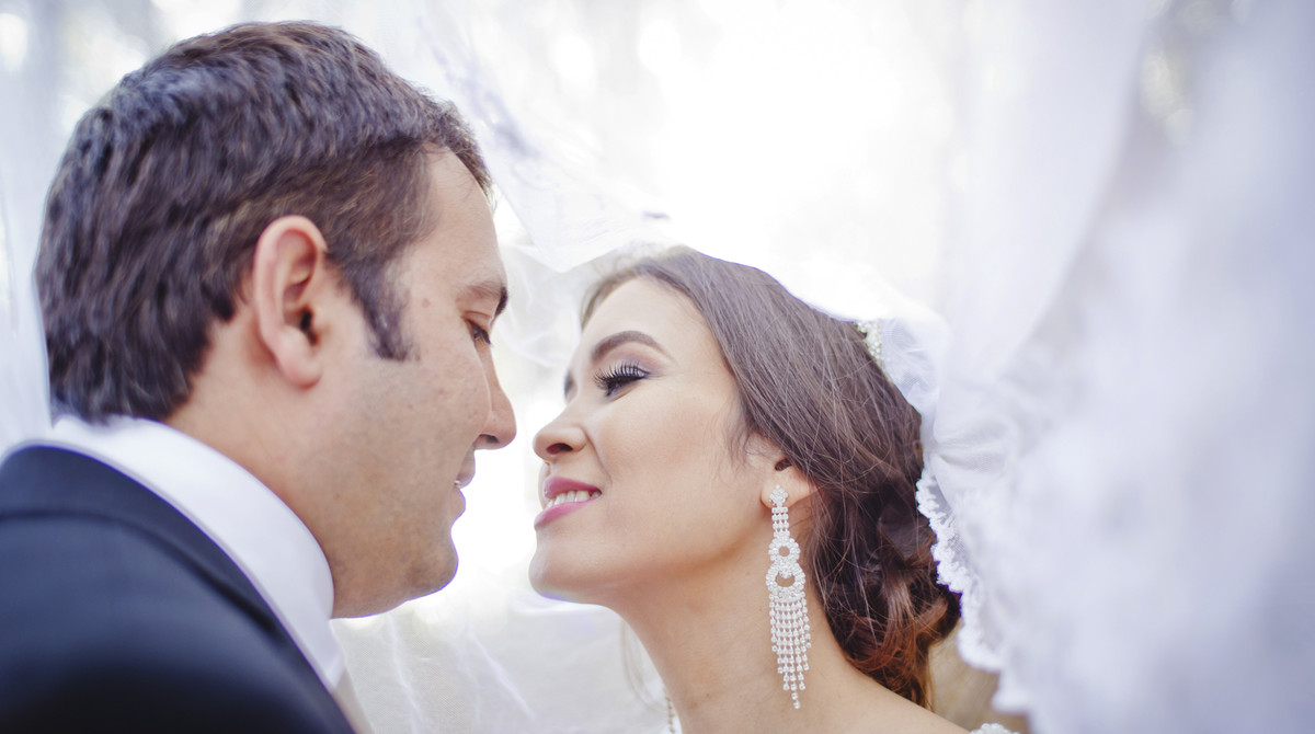 #fotografocasamentos #felipesaldanha #felipesaldanhafotografia #fotografobh #fotografobelohorizonte #fotografomg #trashthedress #ensaiocasal #savethedate #fotografocasamentos #ensaiolinhatrem