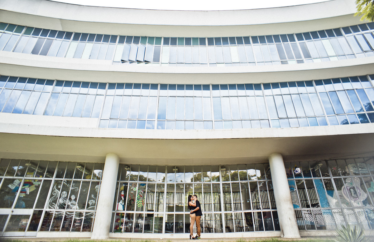 #fotografocasamentos #felipesaldanha #felipesaldanhafotografia #fotografobh #fotografobelohorizonte #fotografomg #trashthedress #ensaiocasal #savethedate #fotografocasamentos #ensaiopraçaliberdade