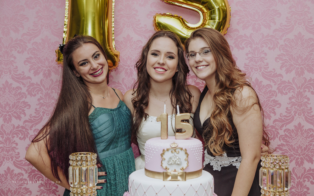 Festa de 15 anos debutante no Richesky Kids and Teens por Kevin Medeiros fotógrafo de canoas, porto alegre e região rs