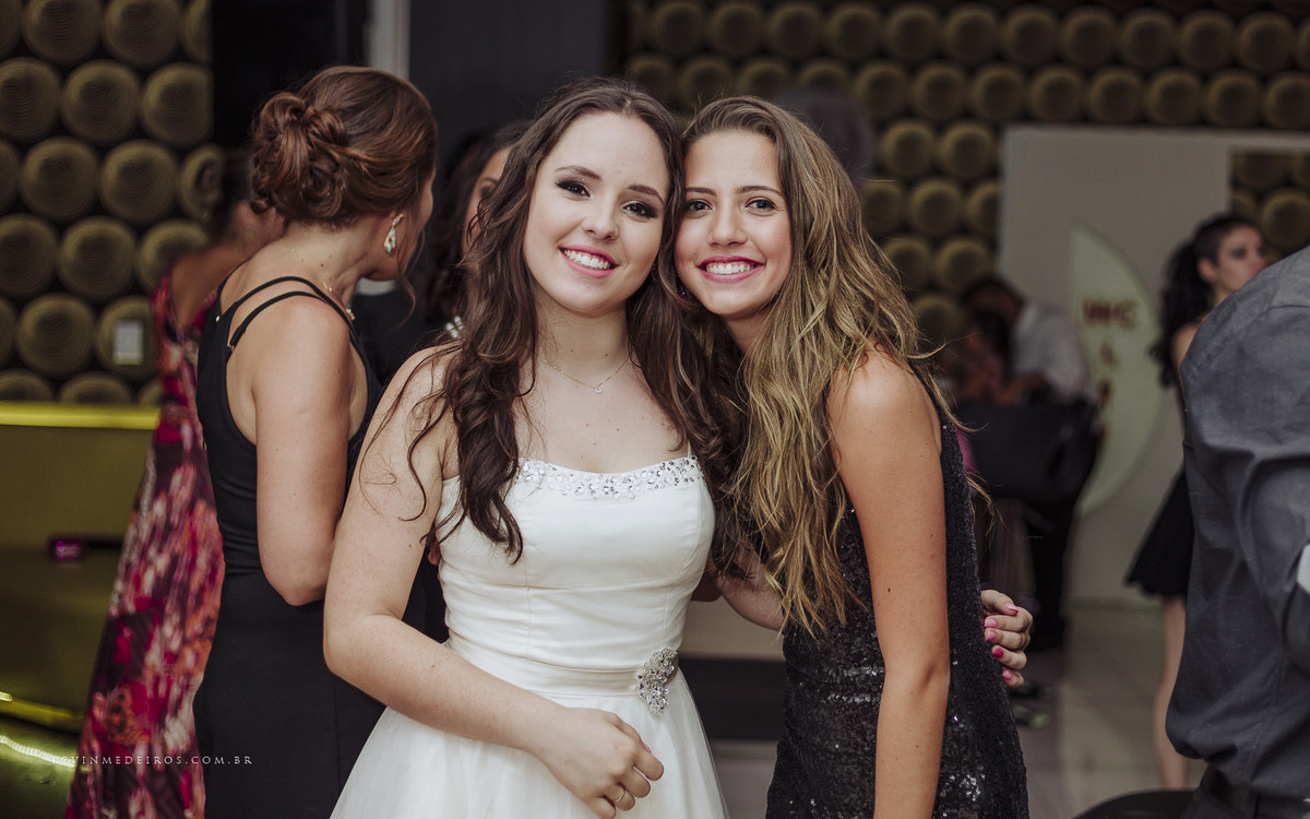 Festa de 15 anos debutante no Richesky Kids and Teens por Kevin Medeiros fotógrafo de canoas, porto alegre e região rs
