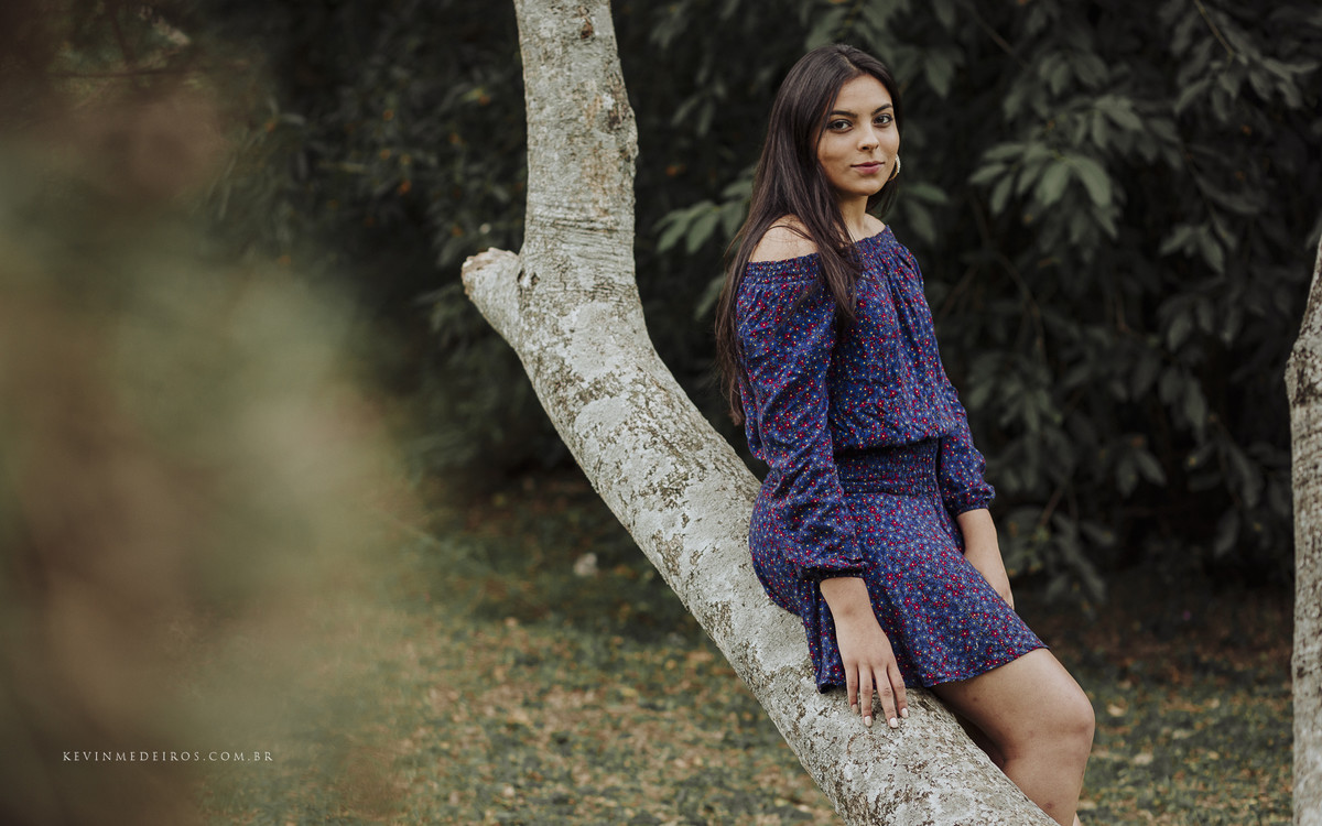 ensaio book de 15 anos da Thalia no jardim botânico em porto alegre por Kevin Medeiros fotógrafo de Canoas rs