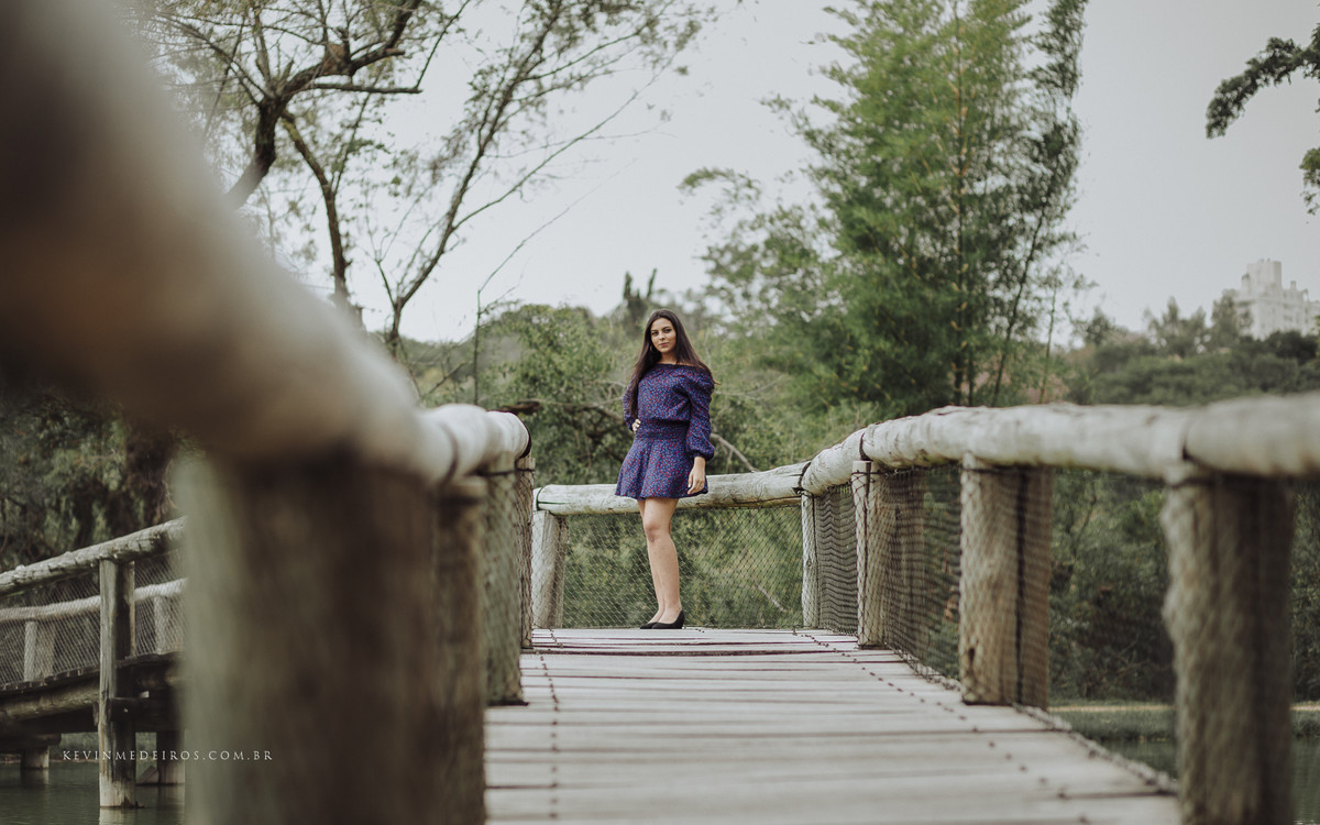 ensaio book de 15 anos da Thalia no jardim botânico em porto alegre por Kevin Medeiros fotógrafo de Canoas rs