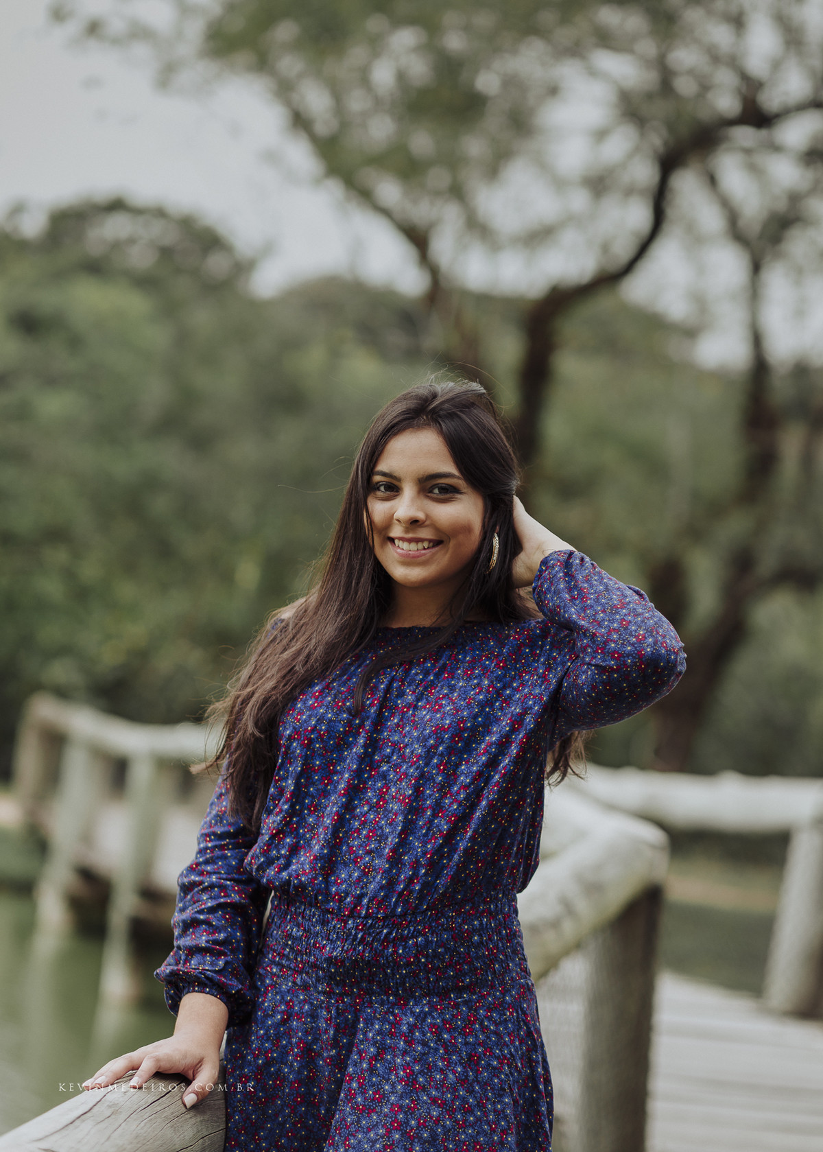 ensaio book de 15 anos da Thalia no jardim botânico em porto alegre por Kevin Medeiros fotógrafo de Canoas rs