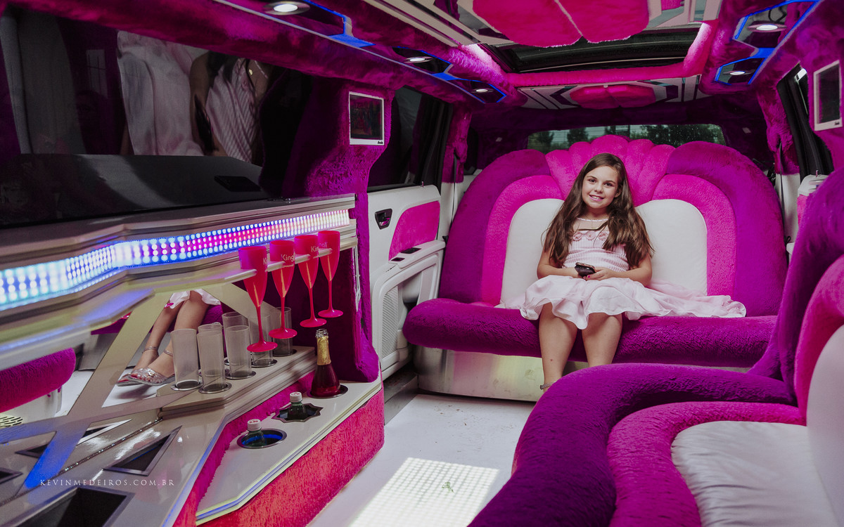 Festa de aniversário da Isabelle 11 anos com a King Limousines por Kevin Medeiros fotógrafo de Canoas, Porto Alegre e RS