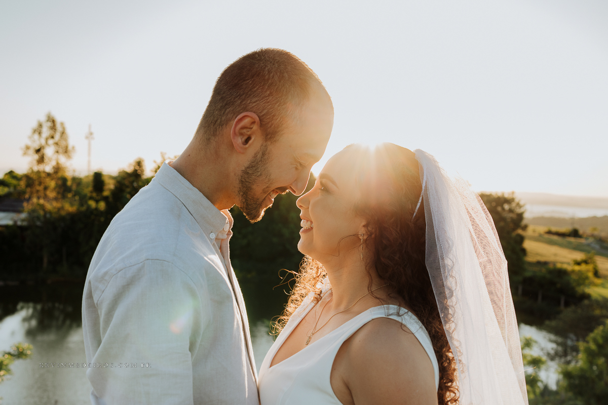 Ensaio pré casamento externo wedding no parque da Redenção e Santuário mãe de Deus Suelen e Thiago por Kevin Medeiros fotógrafo canoas e porto alegre RS