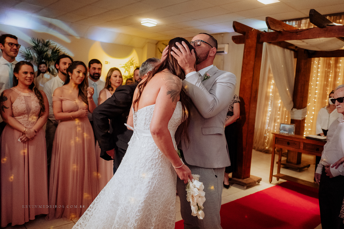 Casamento cerimônia wedding recepção ale e saulo realizado na party house eventos em porto alegre, por kevin medeiros fotógrafo de canoas rs