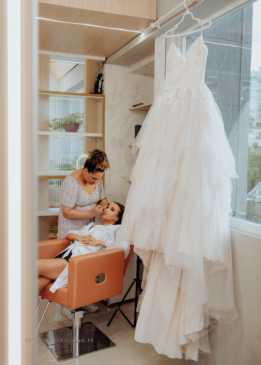 Making of noiva salão estética jungle da suelen por kevin medeiros fotógrafo porto alegre, canoas e rs