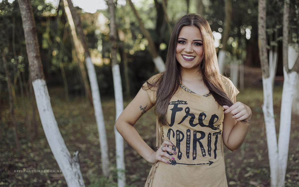 Ensaio feminino externo da Isabela D'Ávila realizado na Prainha Carlos Larger e Aqueduto de Candelária RS por Kevin Medeiros, fotógrafo/fotografia de Candelária, Canoas, Porto Alegre e região
