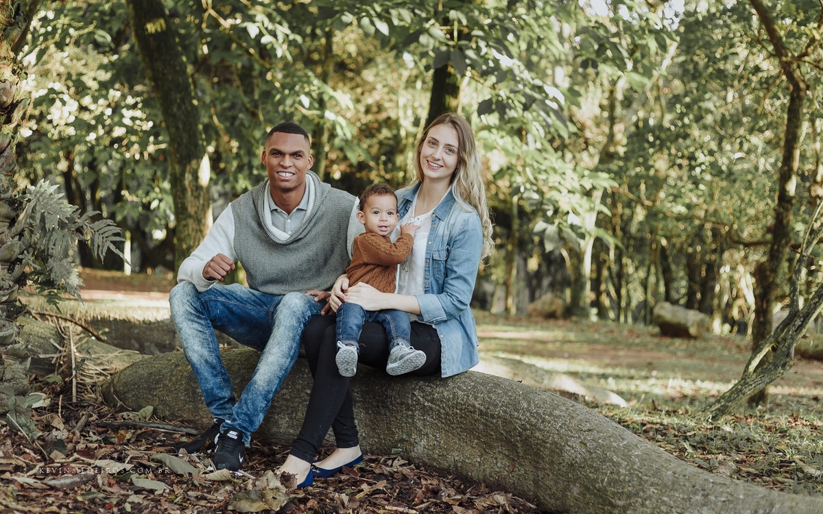 Ensaio externo fam&iacute;lia da Thaisa, Samuel e Th&eacute;o no jardim bot&acirc;nico por Kevin Medeiros Fotografia, fot&oacute;grafo de Canoas, Porto Alegre e regi&atilde;o metropolitana RS